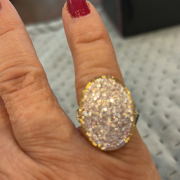 Magnificent Cubic Zirconia Pavé Oval Gold Vermeil sz 7 or Sterling Silver sz 6 - Picture 6 of 11